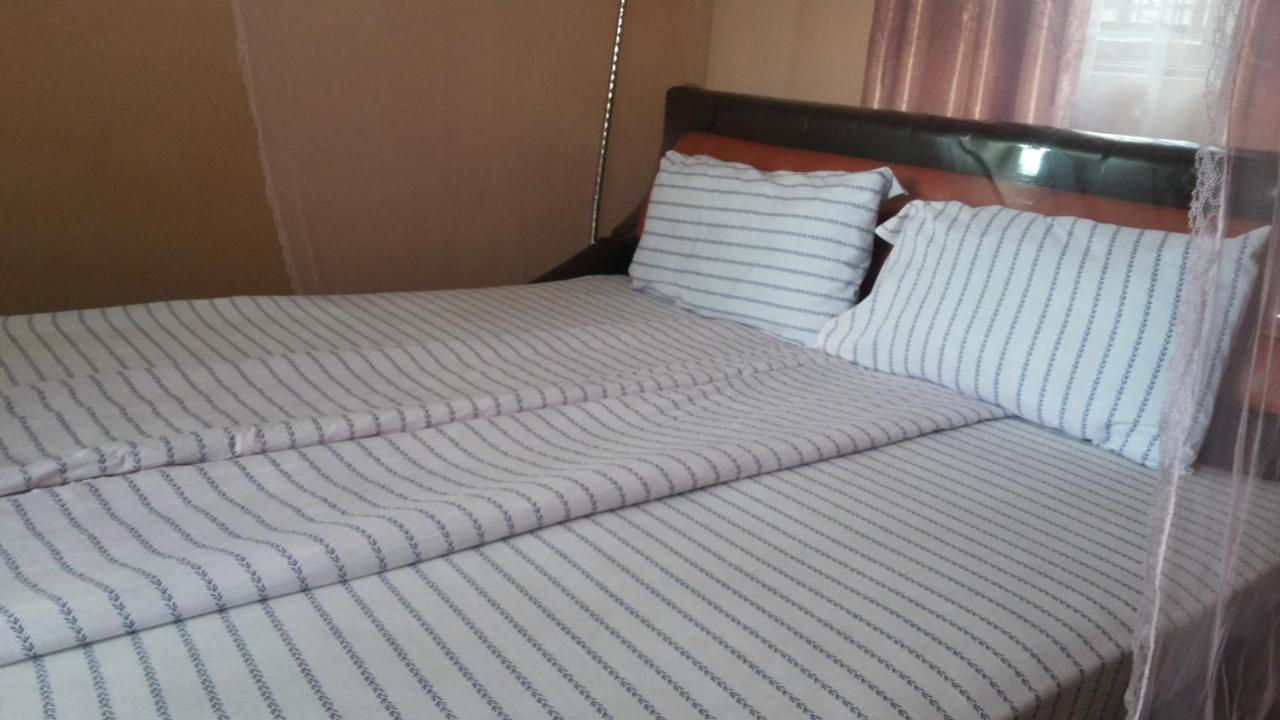 Rock Shadow Hotel Koboko Экстерьер фото